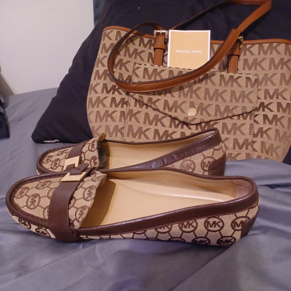 MICHAEL KORS
